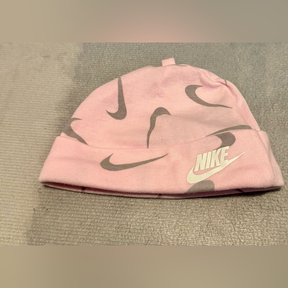 Nike 0-6 months pink baby hat